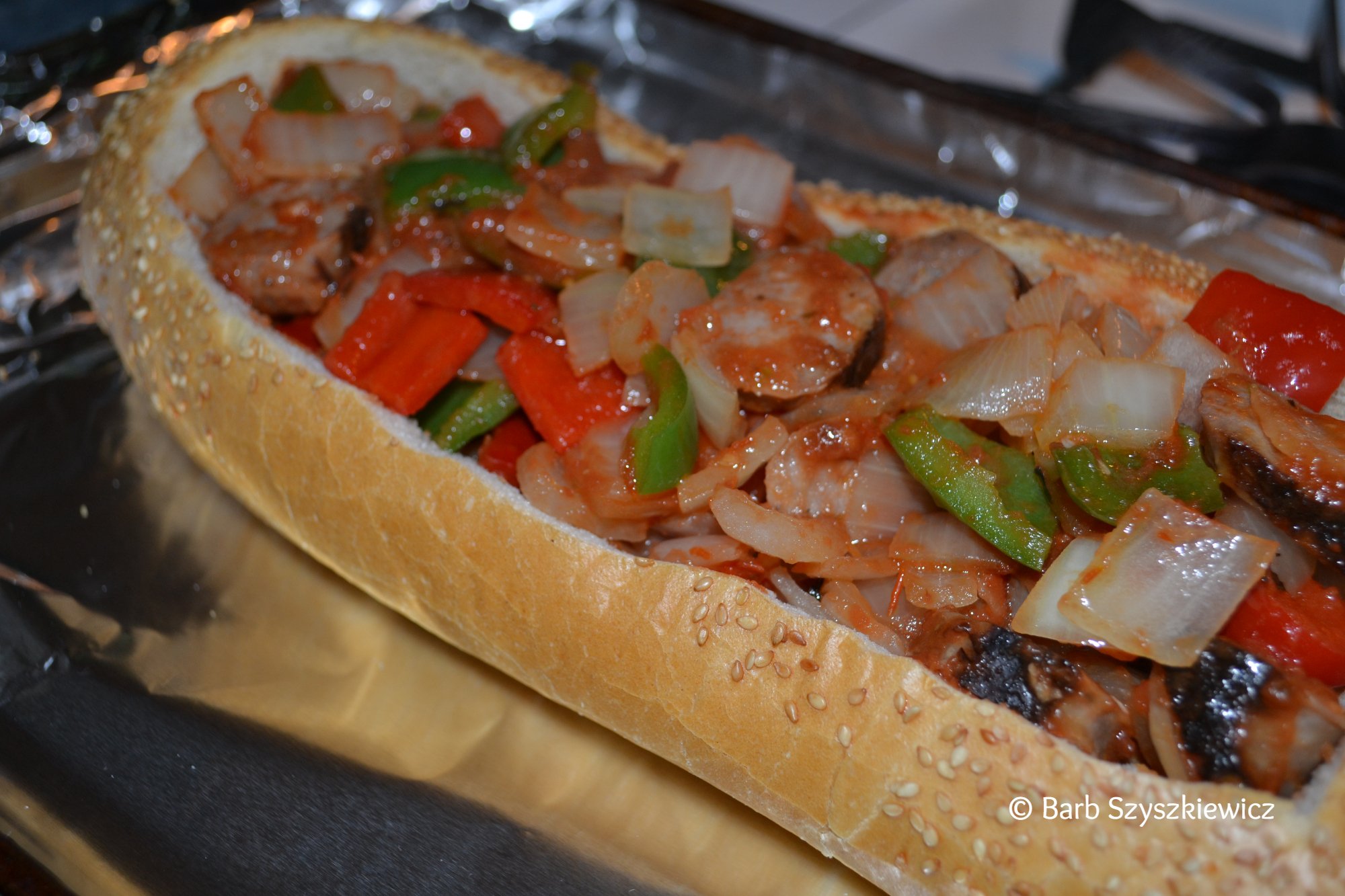 20210319 BSzyszkiewicz sausage and pepper bread boat 5