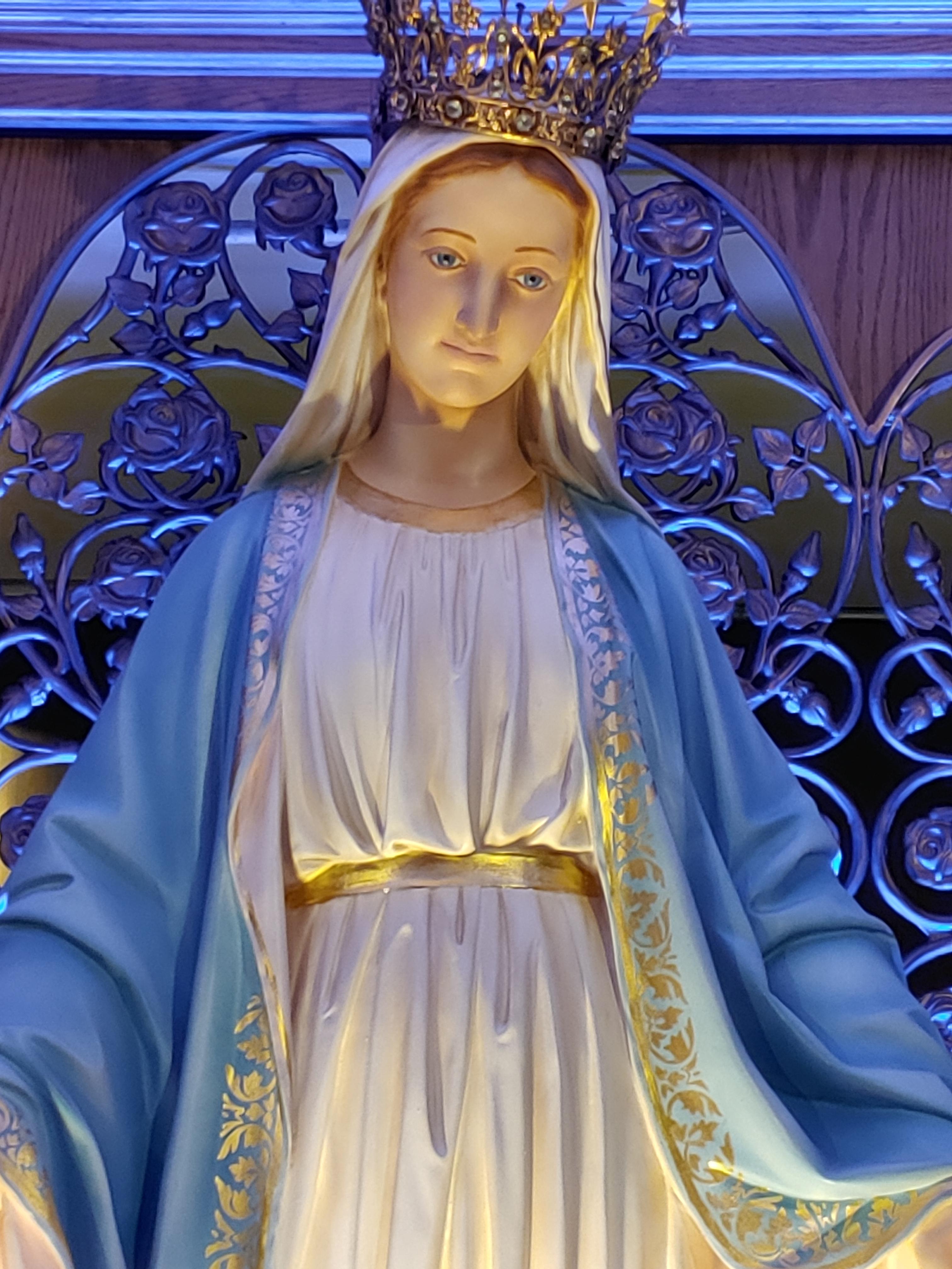 statue of the Blessed Mother