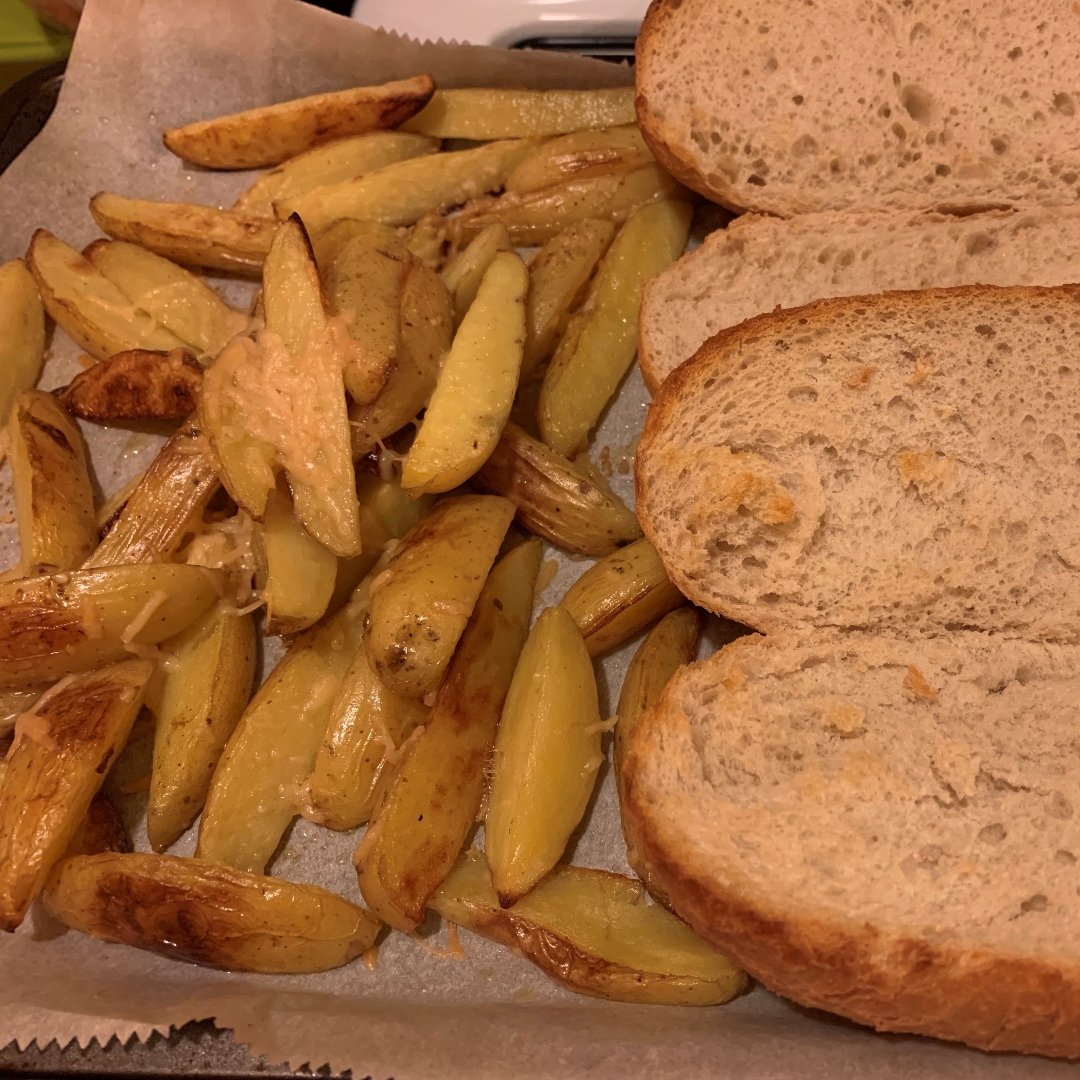 oven fries and toasted rolls