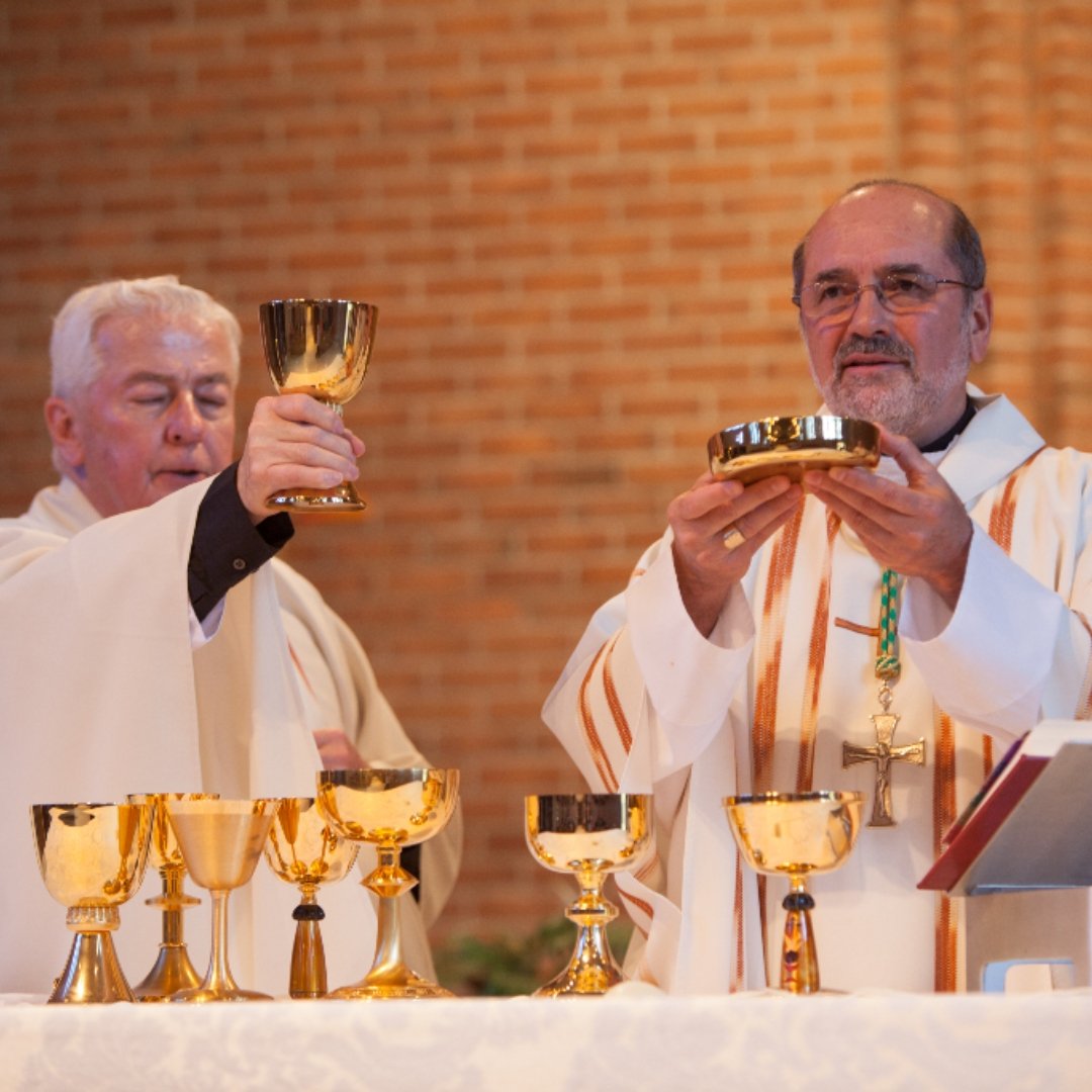 Fr. RIchard Warner, CSC with Bishop Edgar da Cunha, 2015, during Mass