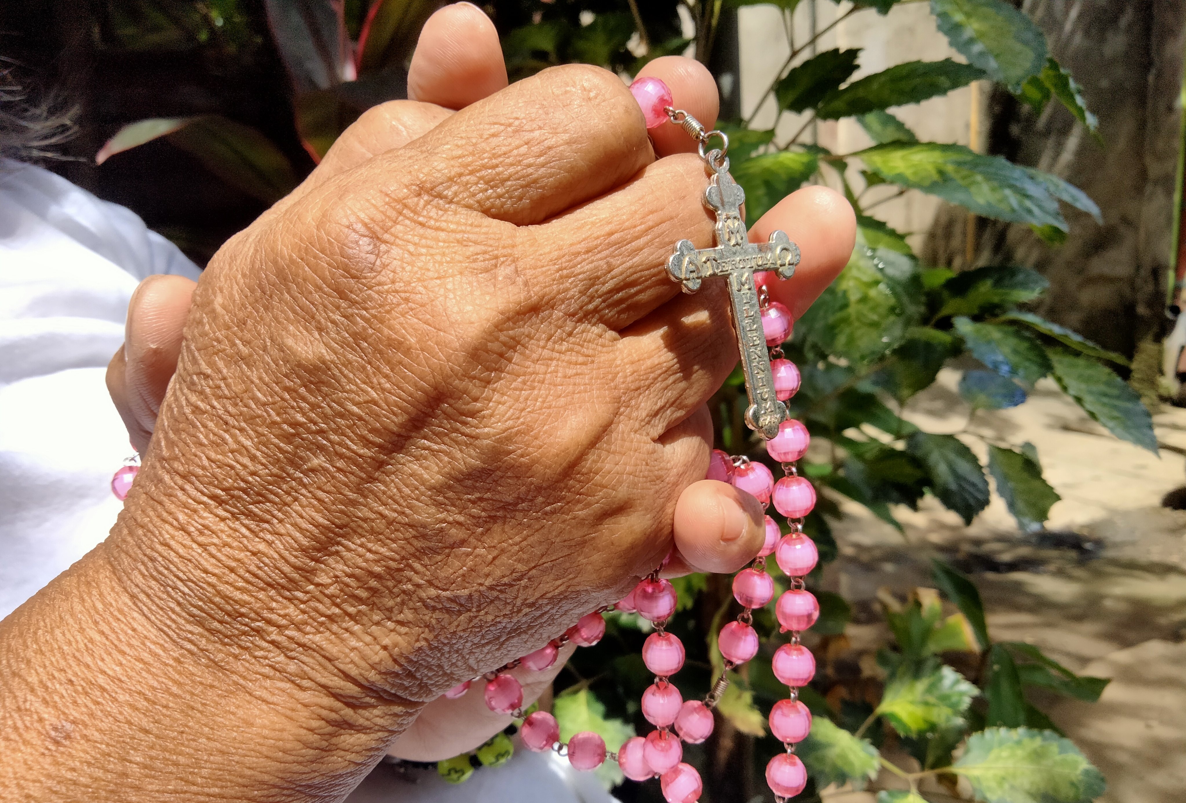 Unbound elder praying