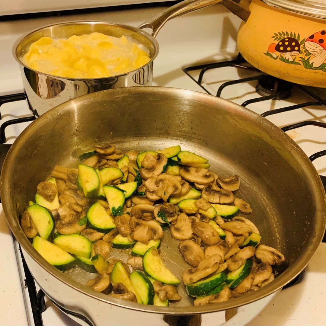 zucchini and mushrooms