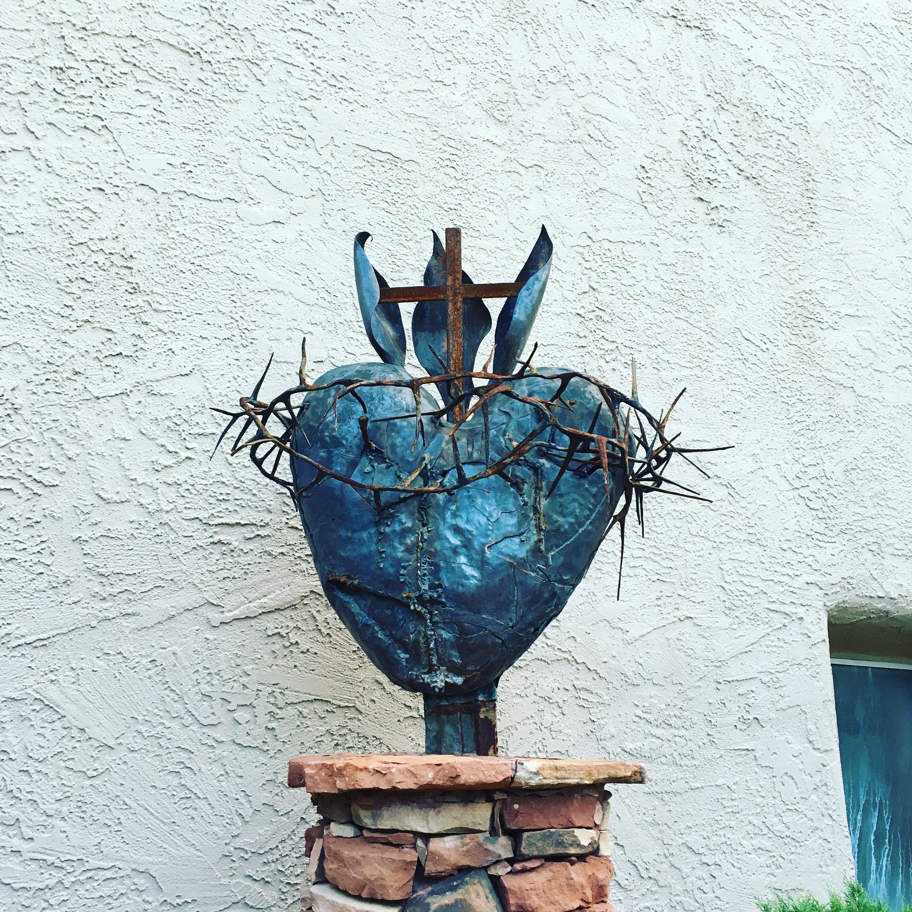 sculpture of Sacred Heart of Jesus