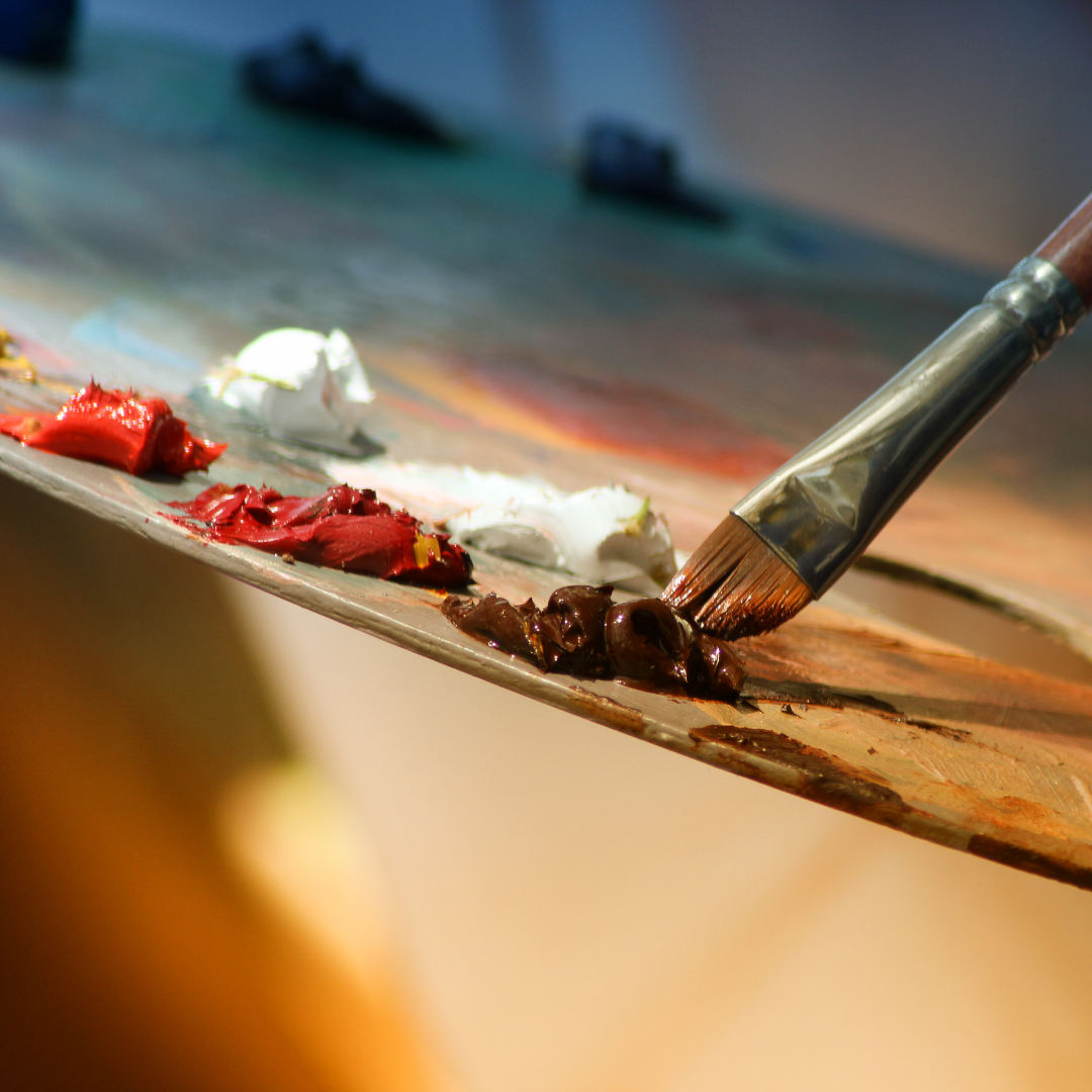 artist's palette and paint brush