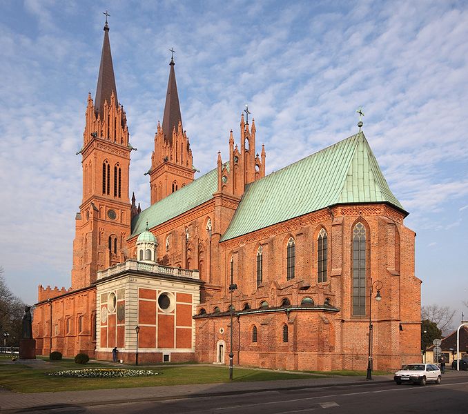 Cathedral in Wlocawek, Poland, Pko, 2009, via Wikimedia Commons