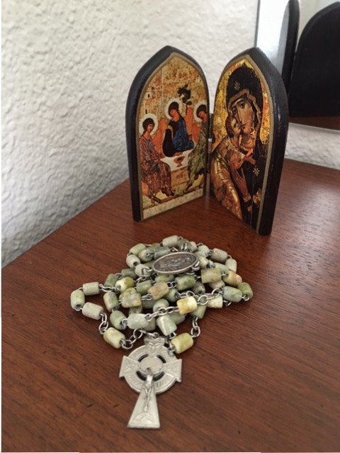 "My Favorite APP! Discerning Hearts" by Marya Jauregui for CatholicMom.com