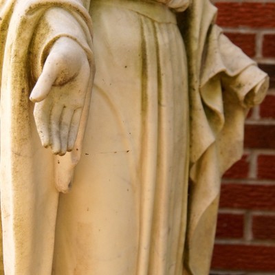 Our-Lady-of-Brokenness-Hands-closeup-1200x1200