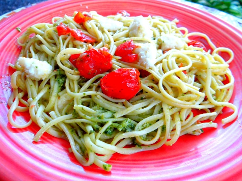 "Meatless Friday: Fresh Pizza Pasta" by Barbara Stein (CatholicMom.com)