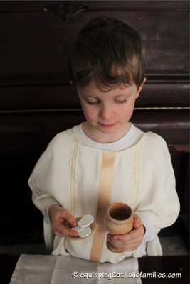 Play Mass Equipping Catholic Families