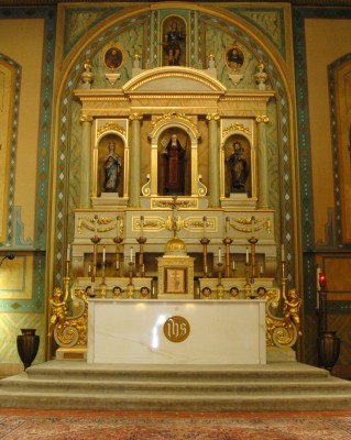 Mission Santa Clara Altar
