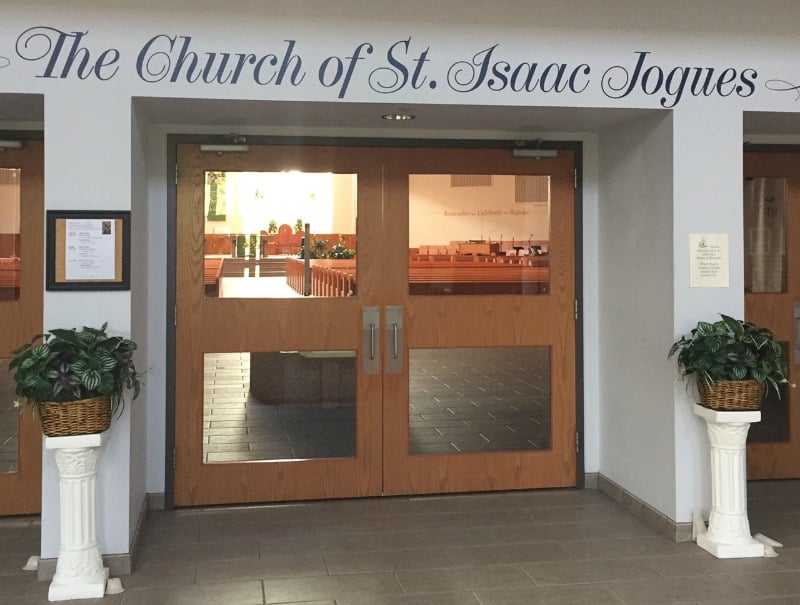 "If it's the 10:00 AM Mass it must be St. Joan's" by David and Mercedes Rizzo (CatholicMom.com)