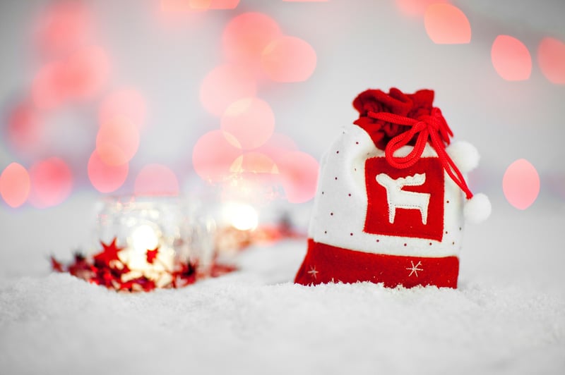 "STYLE Savvy: Dare to Ditch the List?" by Lisa Hess (CatholicMom.com)