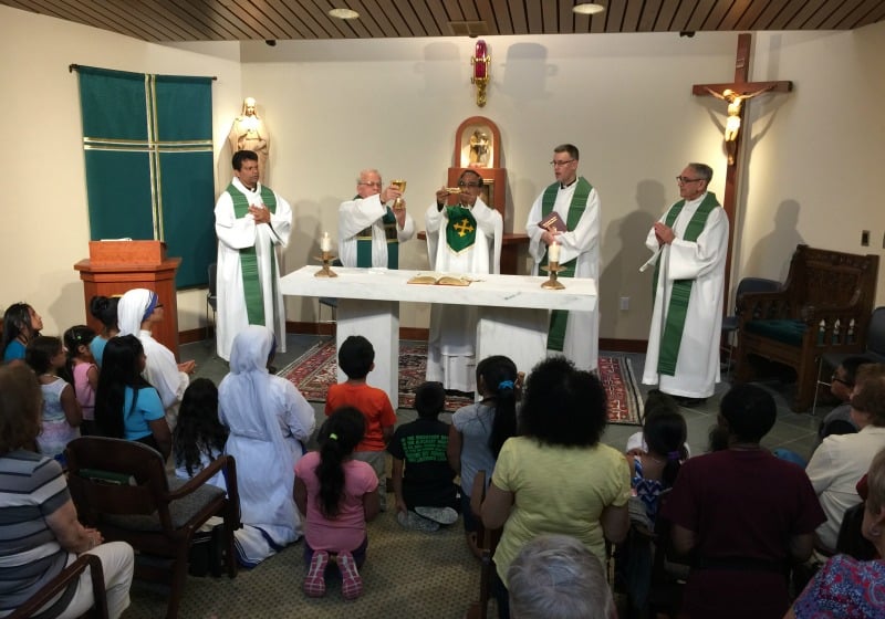"Tech Talk: Watch Weekday Homily Videos from FamilyRosary.org" by Barb Szyszkiewicz, OFS (CatholicMom.com)