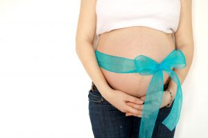 Writing a Birth Plan: 10 Essential Tips from a Pediatrician and Mom of 5