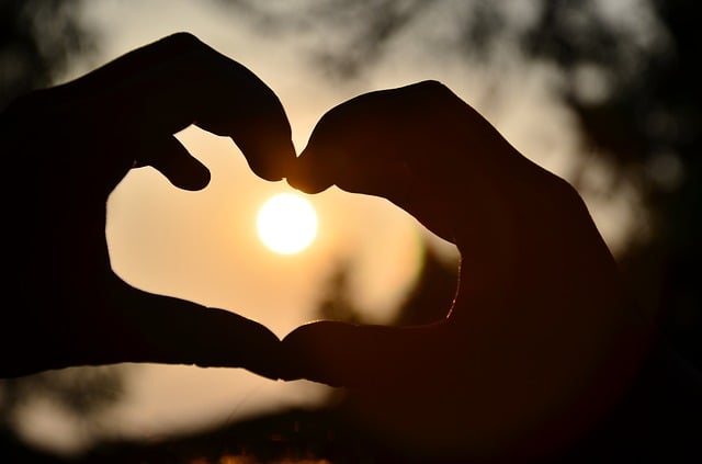 Image credit: Pixabay: http://pixabay.com/en/heart-warm-light-and-shadow-583895/