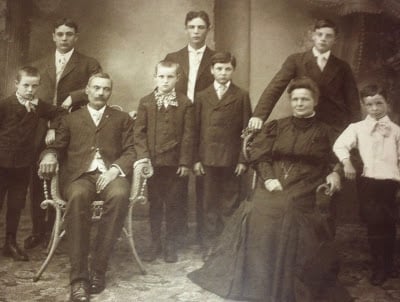O'Connor Family c. 1907, photo courtesy of author, all rights reserved