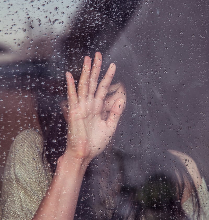 person-woman-hand-rainy-3