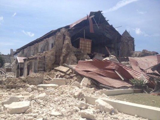 Devastated church of San Pedro, Loboc, Bohol (Photo by Robert Michael Poole aka @tokyodrastic on Twitter)