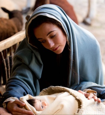 Sara Lazarro as Mary in The Young Messiah
