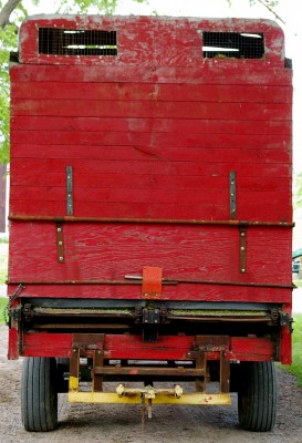 uncle johns hay wagon