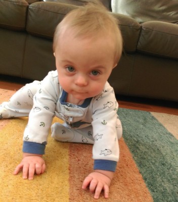 zach crawling smaller