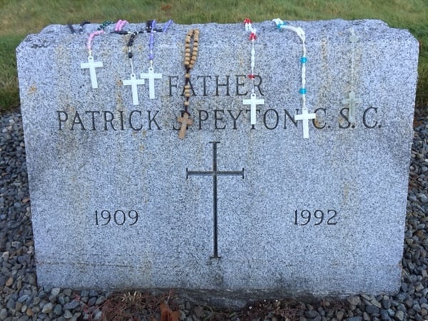 Peyton Grave