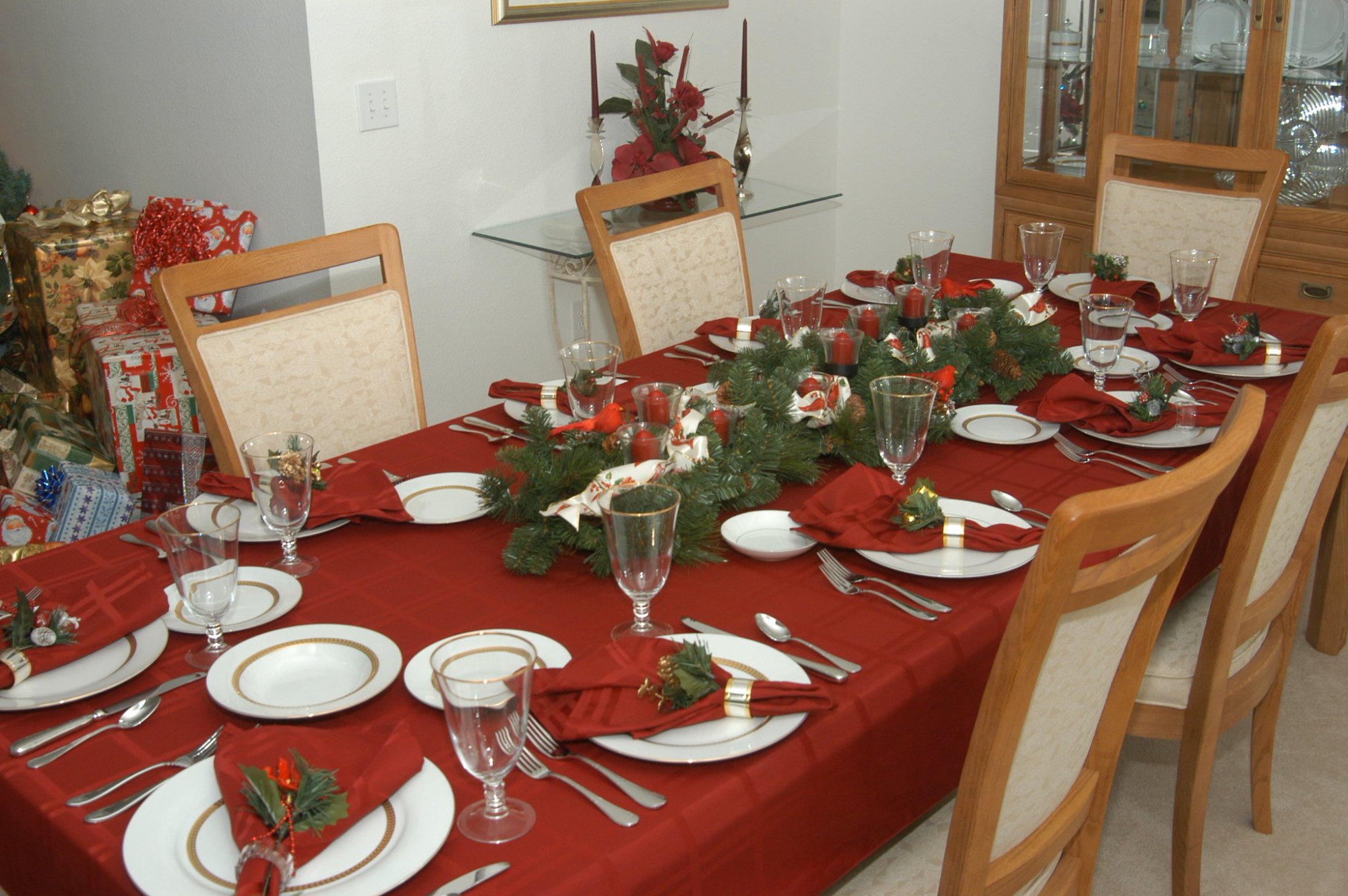 an empty place at the christmas table-fghelardi